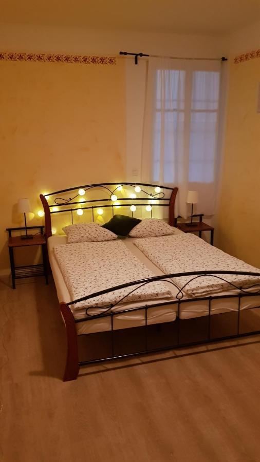 Apartman Lotos Mikulov Εξωτερικό φωτογραφία